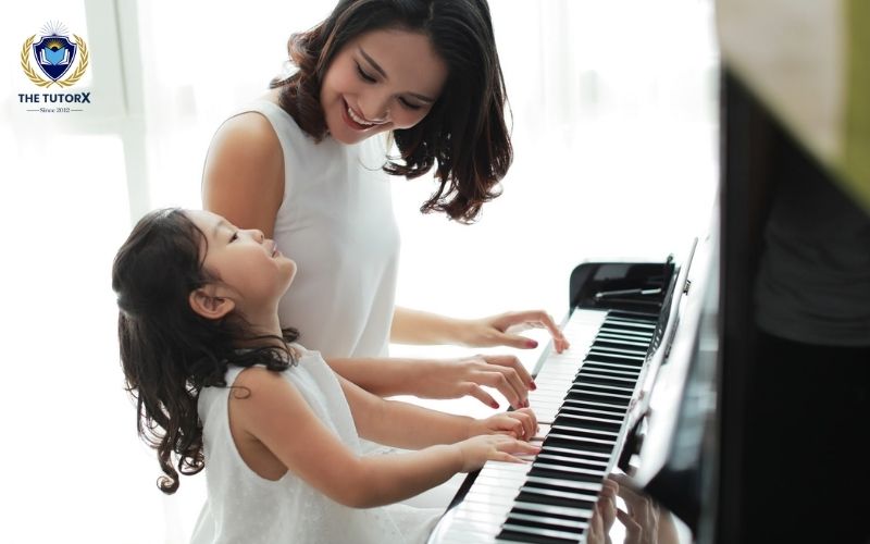 gia-su-day-dan-piano-tai-nha