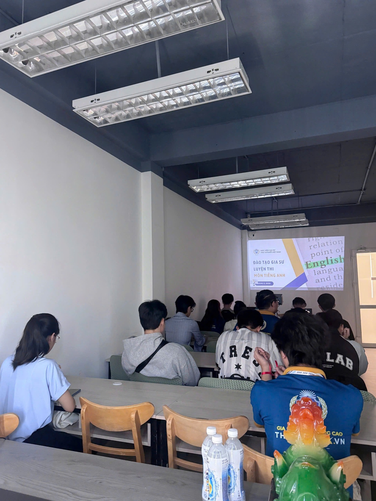 gia-su-the-tutorx-training-gia-su-phan-1-8.jpg (532 KB)